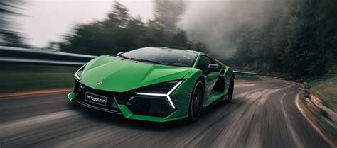 Lamborghini Revuelto Dynamic Launch