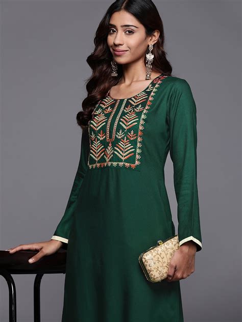 Buy Libas Women Green Pashmina Wool Embroidered Thread Work Kurta