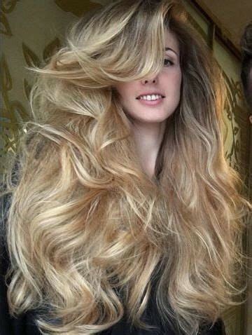 Pin de Stefan Lambert en lange Haare | Cabello y belleza, Pelucas de ...