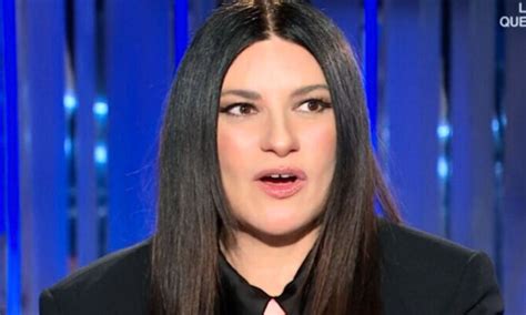 Laura Pausini E Il Problema Al Cuore Ce L Ho Da Quando Sono Piccola