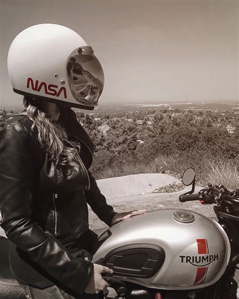 Astronaut Helmet | Helmet, Biker girl, Astronaut helmet