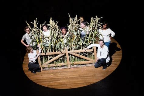 ‘Shucked’: A Broadway Musical That Doubles Down on the Corn - The New ...