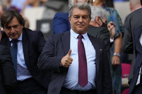 Los Socios Del Barça Aprueban La Remontada Económica De Joan Laporta