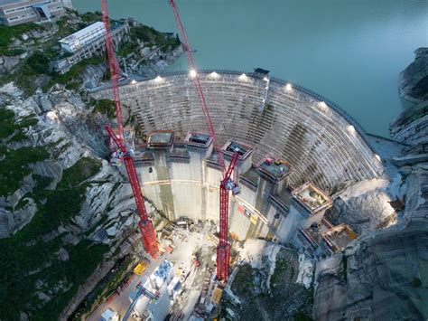 Erfolg gefährdet Energiedirektoren warnen vor den Plänen der SVP