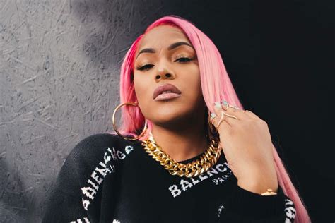 Stefflon Don Confirms Romance With Burna Boy Grm Daily