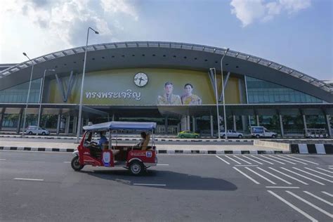 Foto Stasiun Terbesar Di Asia Tenggara Bang Sue Grand Station Resmi