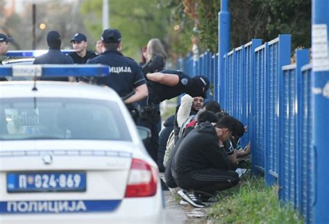 Jo Jedan Kontingent Od Ma Arska Policajca Poslat U Srbiju Zbog