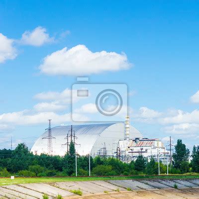 Chernobyl Sarcophagus Over The Th Reactor Ukraine Chernobyl Wall