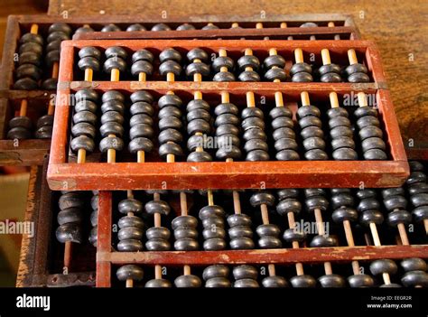 Abacus Chinese Hi Res Stock Photography And Images Alamy