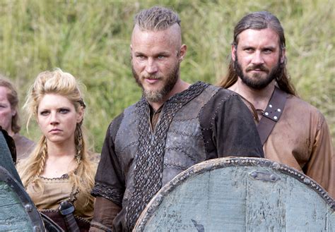 Vikings Season 3 Interview: Travis Fimmel and Clive Standen