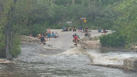 Flash Flood Strands Dozens Near Tucson Rescue Efforts Complete