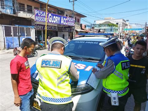 Polres Sibolga Tindak Pelanggar Dengan Tilang Teguran Dalam Rangka Ops