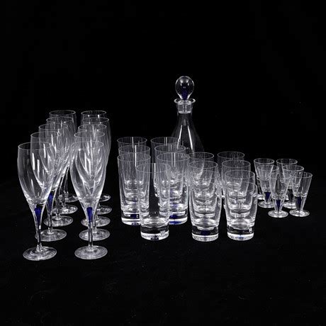 ERIKA LAGERBIELKE Glasservis 32 Delar Intermezzo Orrefors Glas