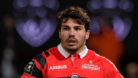 Top 14 Antoine Dupont au repos pour le choc face à La Rochelle samedi