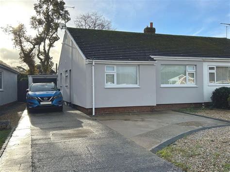 2 Bed Semi Detached Bungalow For Sale In Derrie Avenue Abergele Conwy