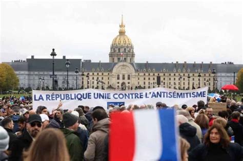 Francia Multitudinaria Marcha Contra El Antisemitismo