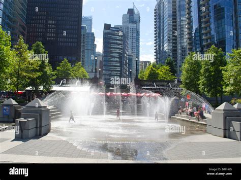 Beautiful parks downtown Vancouver BC Stock Photo - Alamy