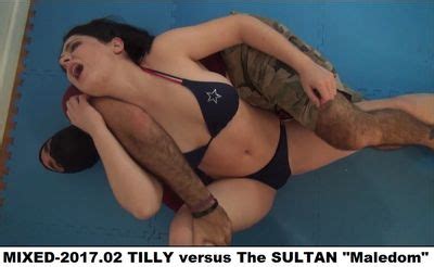 Super Action Fight Productions Clip PINK GWEN Versus TILLY Bikini Catfight