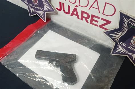 Ju Rez Arrestan A Adolescente De A Os Por Asaltar Con Arma Falsa