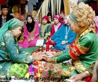 Customary marriage Bugis - History, Culture Indonesia