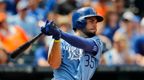 Kansas City Royals first baseman Eric Hosmer out with hand injury ...