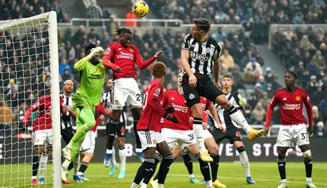 Hasil Liga Inggris Manchester United Dikalahkan Newcastle United