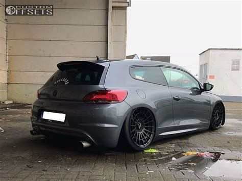 Volkswagen Scirocco R Black