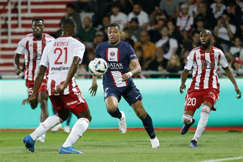 Psg Cumple El Tr Mite Y Vence Al Ajaccio Mbapp Hace Doblete Tudn