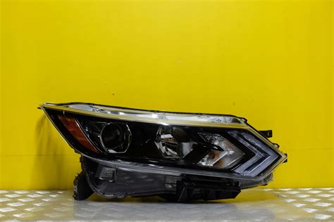 Nissan Qashqai Ii w Lampy przednie reflektory amerykańskie Allegro pl