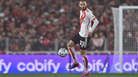 Pezzella Sin Vueltas Tras Su Debut En River Fue Una