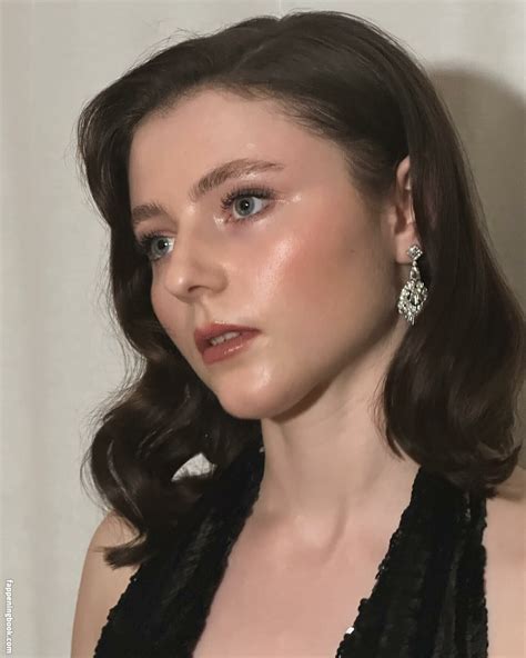 Thomasin Mckenzie Nude The Fappening Photo Fappeningbook