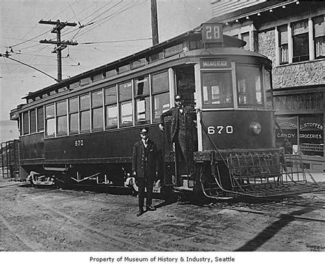 Looking back on Seattle's streetcar history