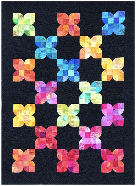 Scrappy Petals Colorful Quilts History Of Quilting Quilts