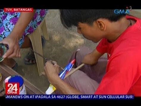 Lalaking Putol Ang Kamay At May Diperensiya Ang Mga Paa Naglalako Ng