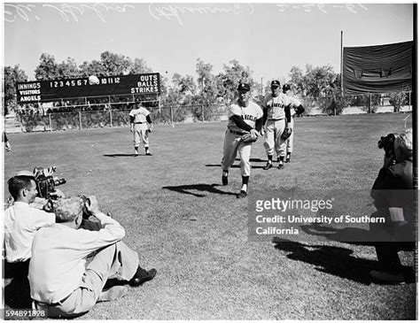 90 Ted Kluszewski” Baseball Stock Photos High Res Pictures And Images