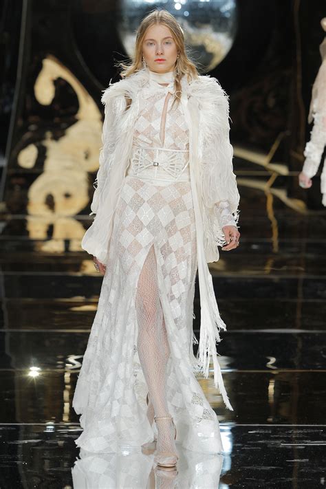 Wedding Dress Trends from Barcelona Bridal Fashion Week 2016 - Green