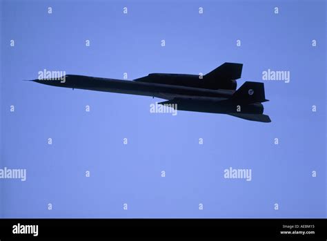 A Lockheed Sr 71 Blackbird Spy Plane In Flight Stock Photo Alamy