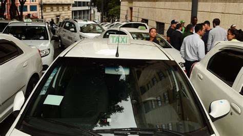 Sptaxi Cadastro De Taxistas Vai At De Abril Gest O De Tr Fego