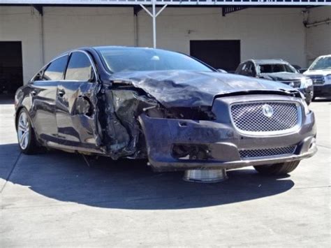 Jaguar Xj Supercharged Salvage Wrecked Repairable Perfect