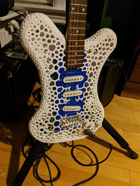 3D Printed Electric Guitar [OC] : r/3Dprinting