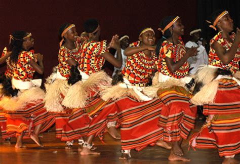 Equatorial Guinea National Dance Balélé Uganda Traditional Dance African Traditional Wear