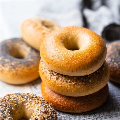 New York Bagel Recipe: Crusty, chewy, & so good! -Baking a Moment