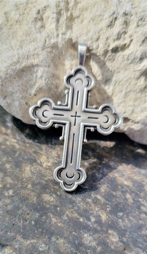 Retired James Avery Very Rare Cross Pendant Unisex St Gem