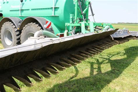 Schleppfix statt Schleppschlauch Gülle einfach bodennah ausbringen