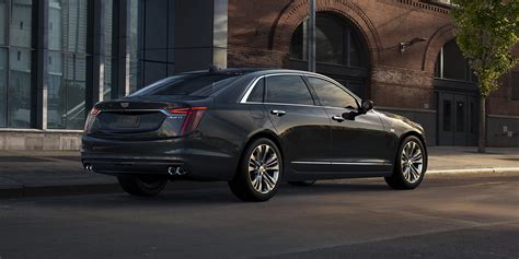 2019 Cadillac CT6 V-Sport debuts twin-turbo V8 - Photos