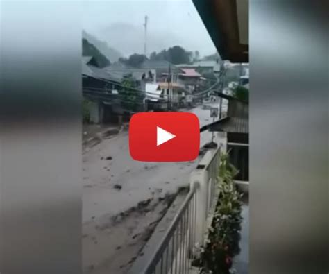 Meteo Cronaca Diretta Indonesia Devastante Inondazione Nella Penisola