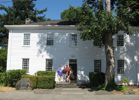 Mcloughlin House Oregon City At Top Of Bluff Sits The Ma Flickr