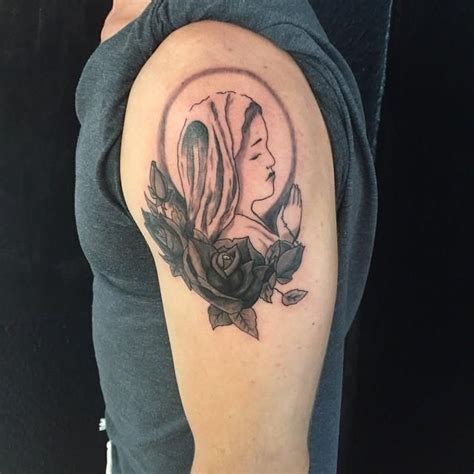 Tatuagens De Virgem Maria Que Representam Esperan A E Pureza