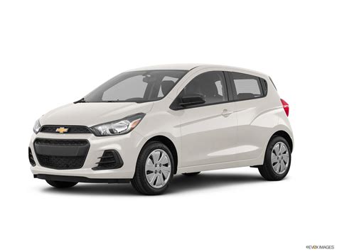 New Chevrolet Spark 2017 Ls Photos Prices And Specs In Uae