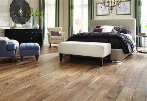 17 Delightful Interior Designs With Laminate Flooring